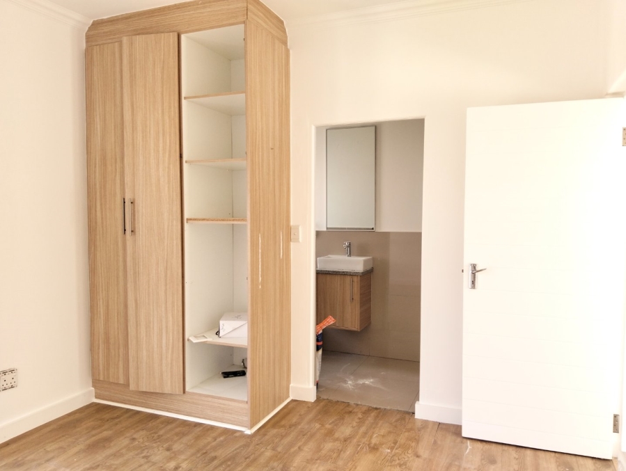 4 Bedroom Property for Sale in Parklands North Western Cape